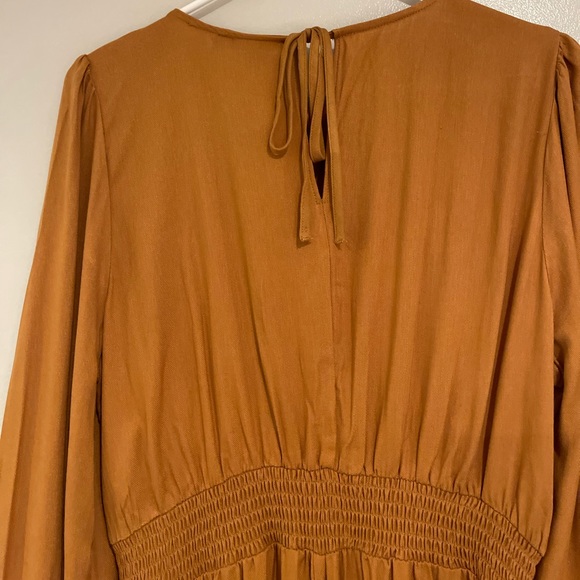 NWT - Cutout Peasant-Sleeve Mini Dress Size L - Picture 11 of 17